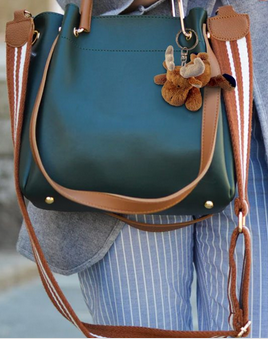 ** UK ONLY - Giddy Moose Keyring